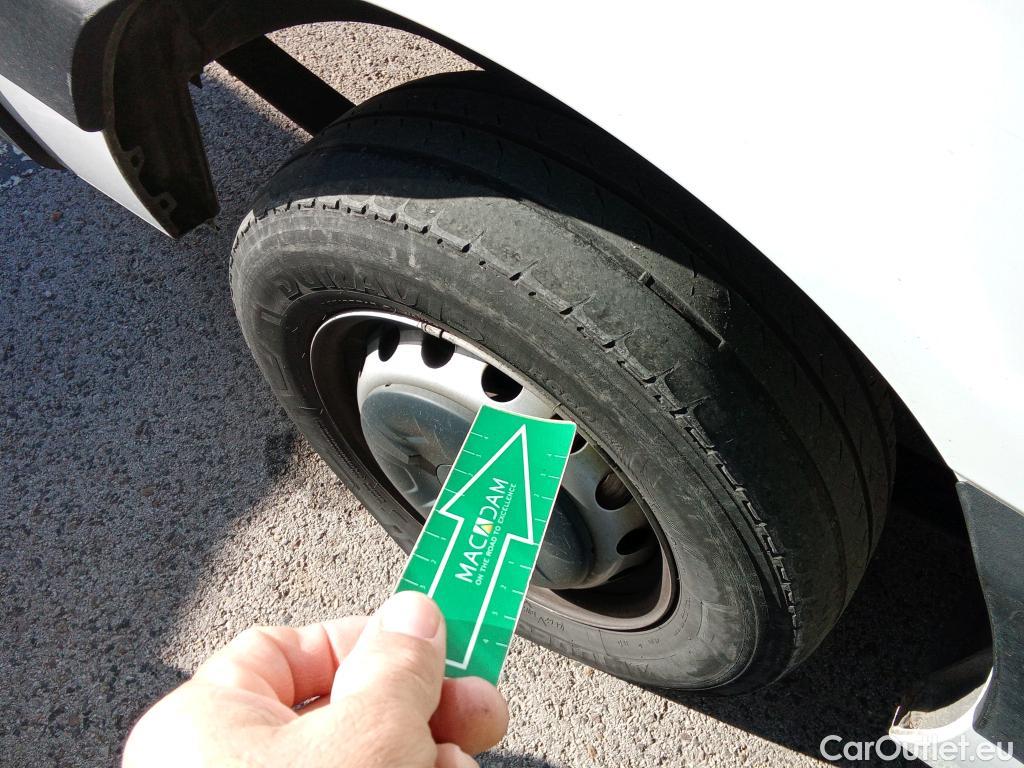  Opel  Movano OPEL  / 2019 / 4P / furgón 2.3 CDTI 99kW (135CV) L2 H2 F 3.5t #24