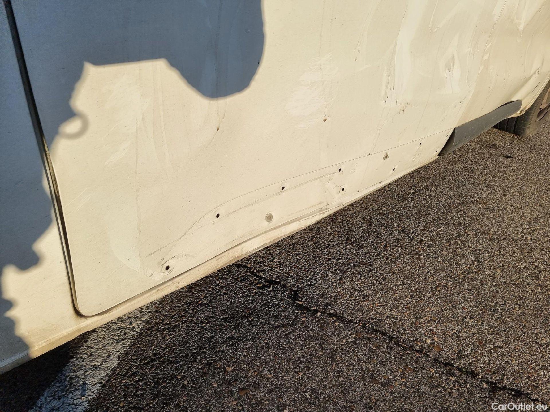  Peugeot  Expert PEUGEOT  / 2016 / 4P / combi Combi 1.6 BlueHDi 73KW (100CV) Standard #36