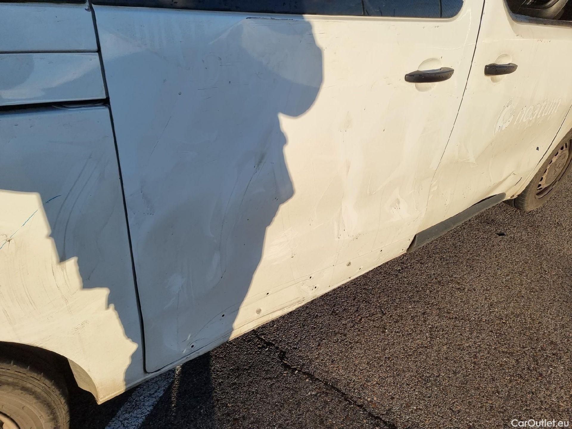  Peugeot  Expert PEUGEOT  / 2016 / 4P / combi Combi 1.6 BlueHDi 73KW (100CV) Standard #32