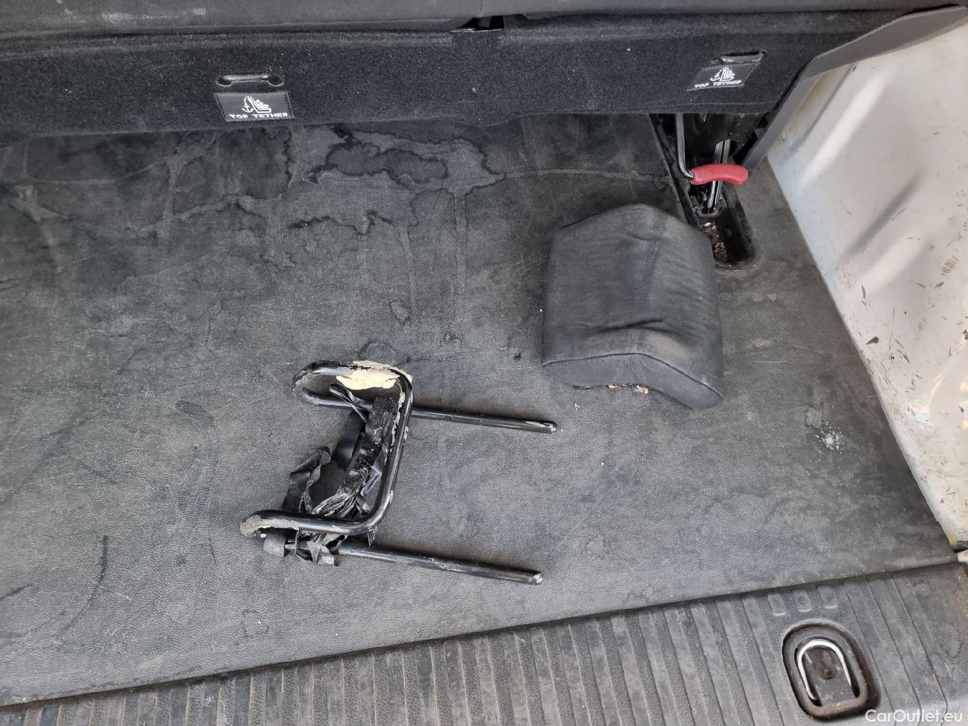  Peugeot  Expert PEUGEOT  / 2016 / 4P / combi Combi 1.6 BlueHDi 73KW (100CV) Standard #3