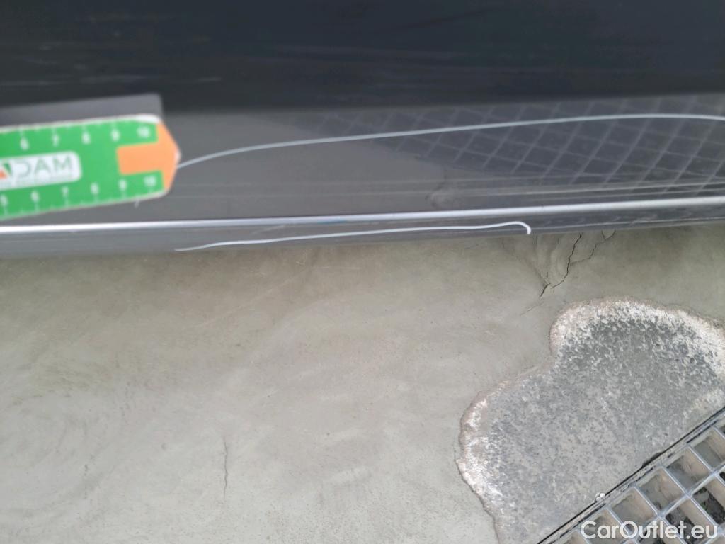  Opel  Combo OPEL  Life / 2018 / 5P / monovolumen compacto 1.5 TD 75kW (100CV) S/S Selective L (CX) #18