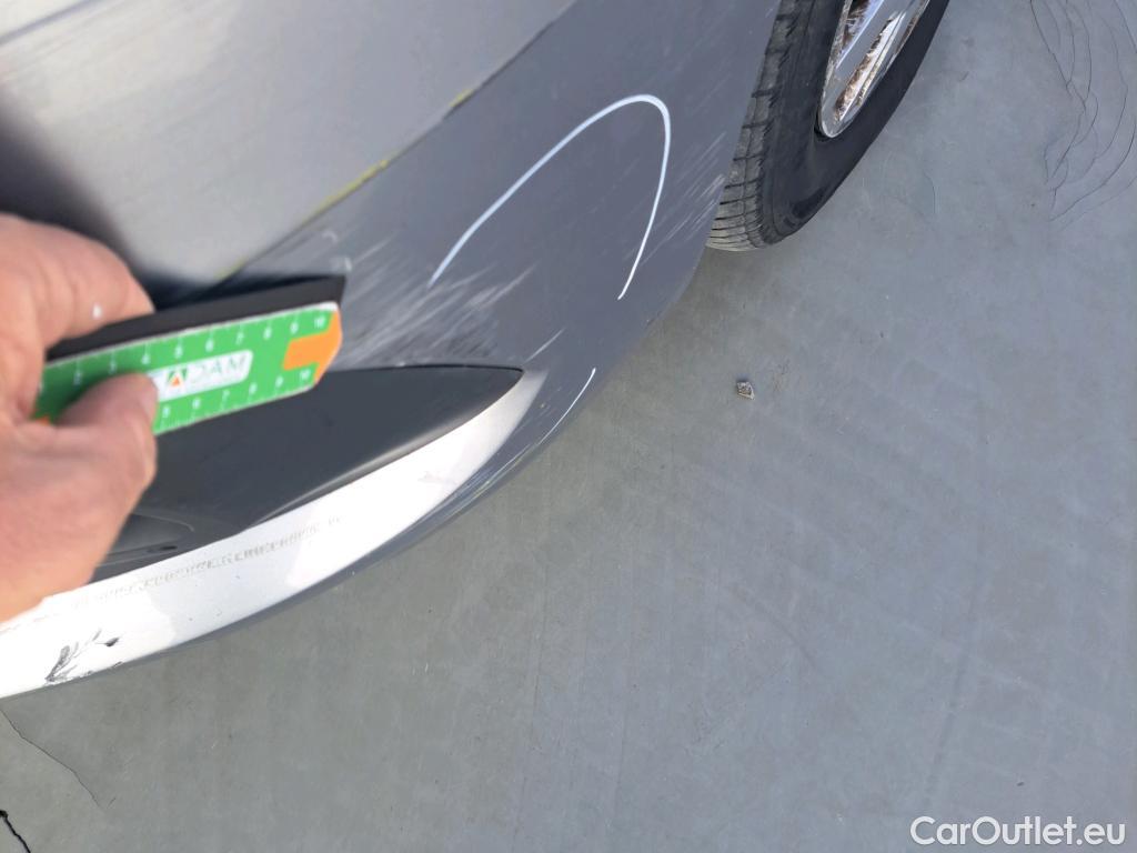  Opel  Combo OPEL  Life / 2018 / 5P / monovolumen compacto 1.5 TD 75kW (100CV) S/S Selective L (CX) #50