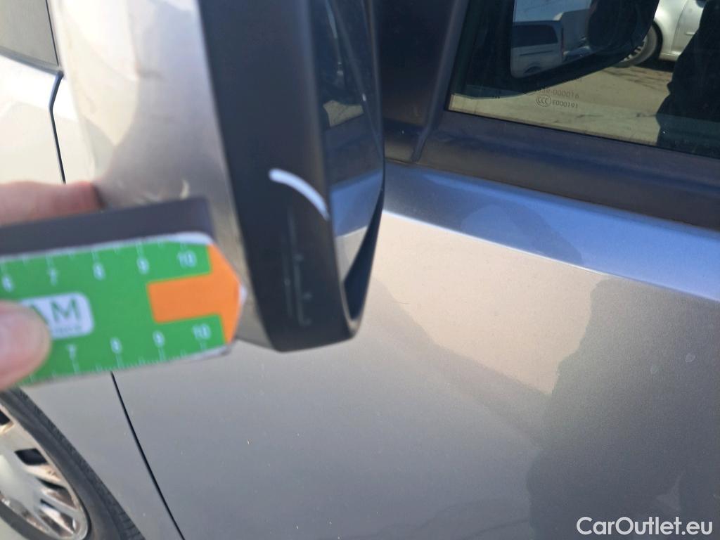  Opel  Combo OPEL  Life / 2018 / 5P / monovolumen compacto 1.5 TD 75kW (100CV) S/S Selective L (CX) #101