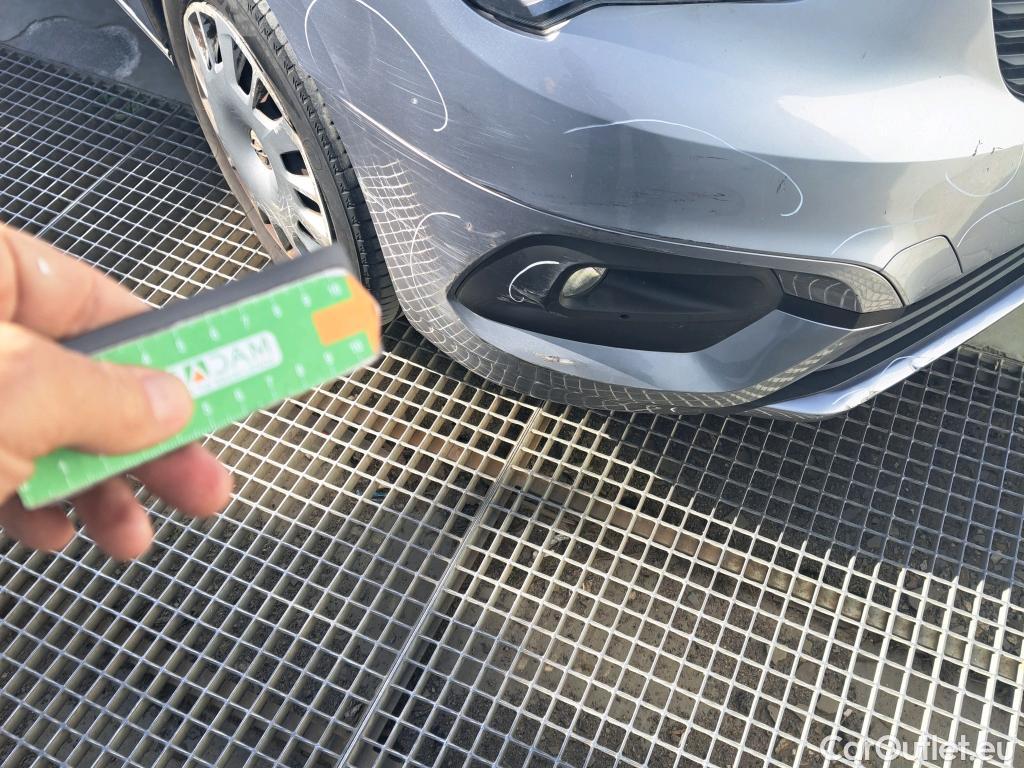  Opel  Combo OPEL  Life / 2018 / 5P / monovolumen compacto 1.5 TD 75kW (100CV) S/S Selective L (CX) #94