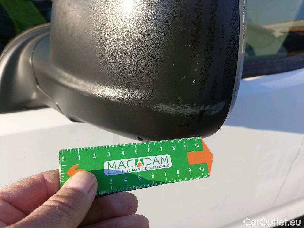  Peugeot  Partner PEUGEOT  / 2018 / 4P / furgón derivado de turismo Premium Standard 600kg BlueHDi 73kW (AC) #31