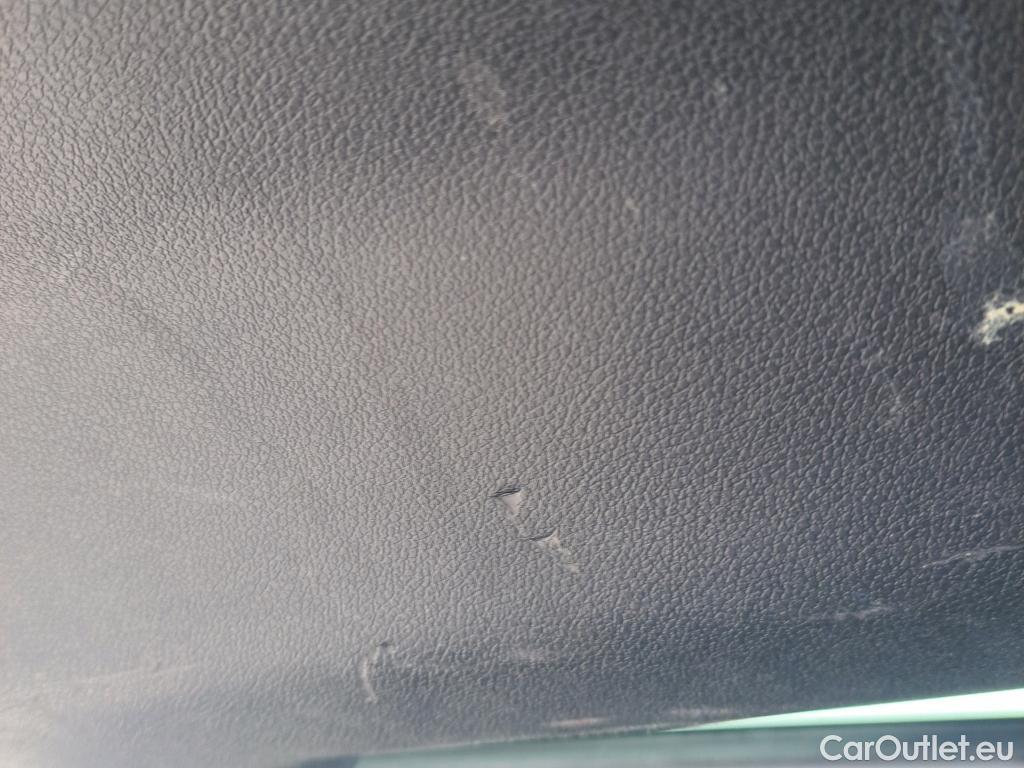  Opel  Combo OPEL  Life / 2018 / 5P / monovolumen compacto 1.5 TD 75kW (100CV) S/S Selective L (CX) #59