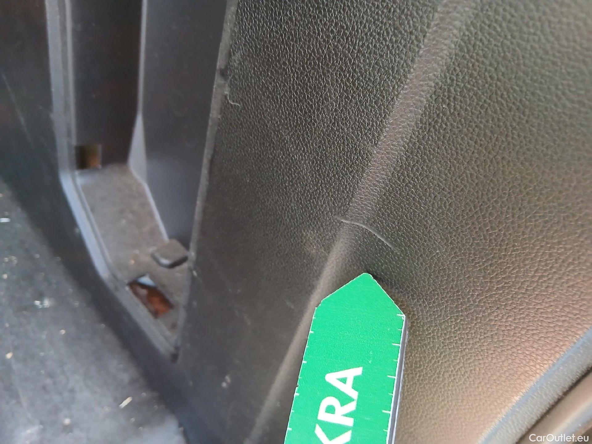  Renault  Kangoo RENAULT  Combi / 2021 / 5P / combi Life Edition One 1.5 Blue dCi 70kW(95CV) (IND)(AC) #31