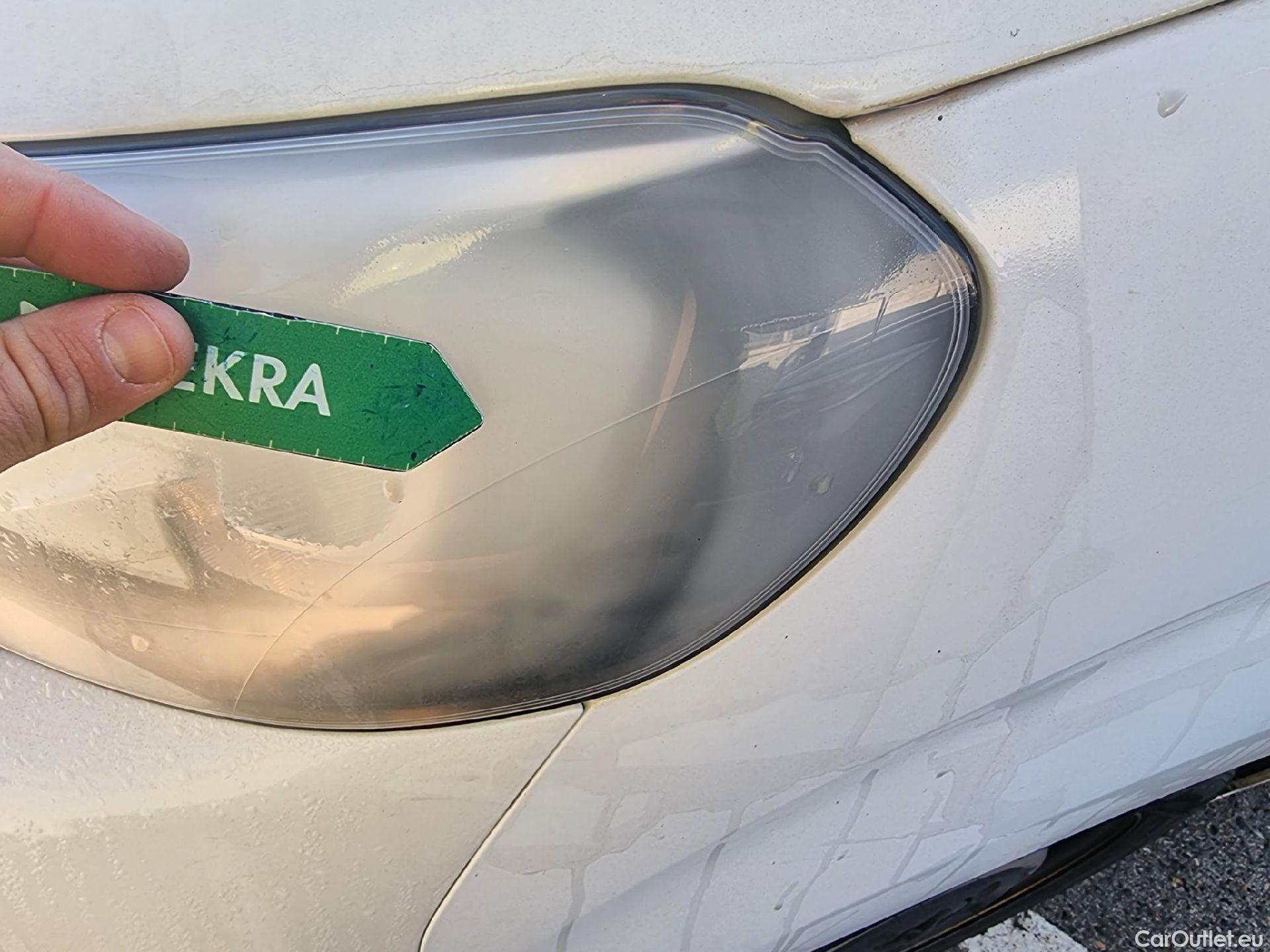  Peugeot  Expert PEUGEOT  / 2016 / 4P / combi Combi 1.6 BlueHDi 73KW (100CV) Standard #24