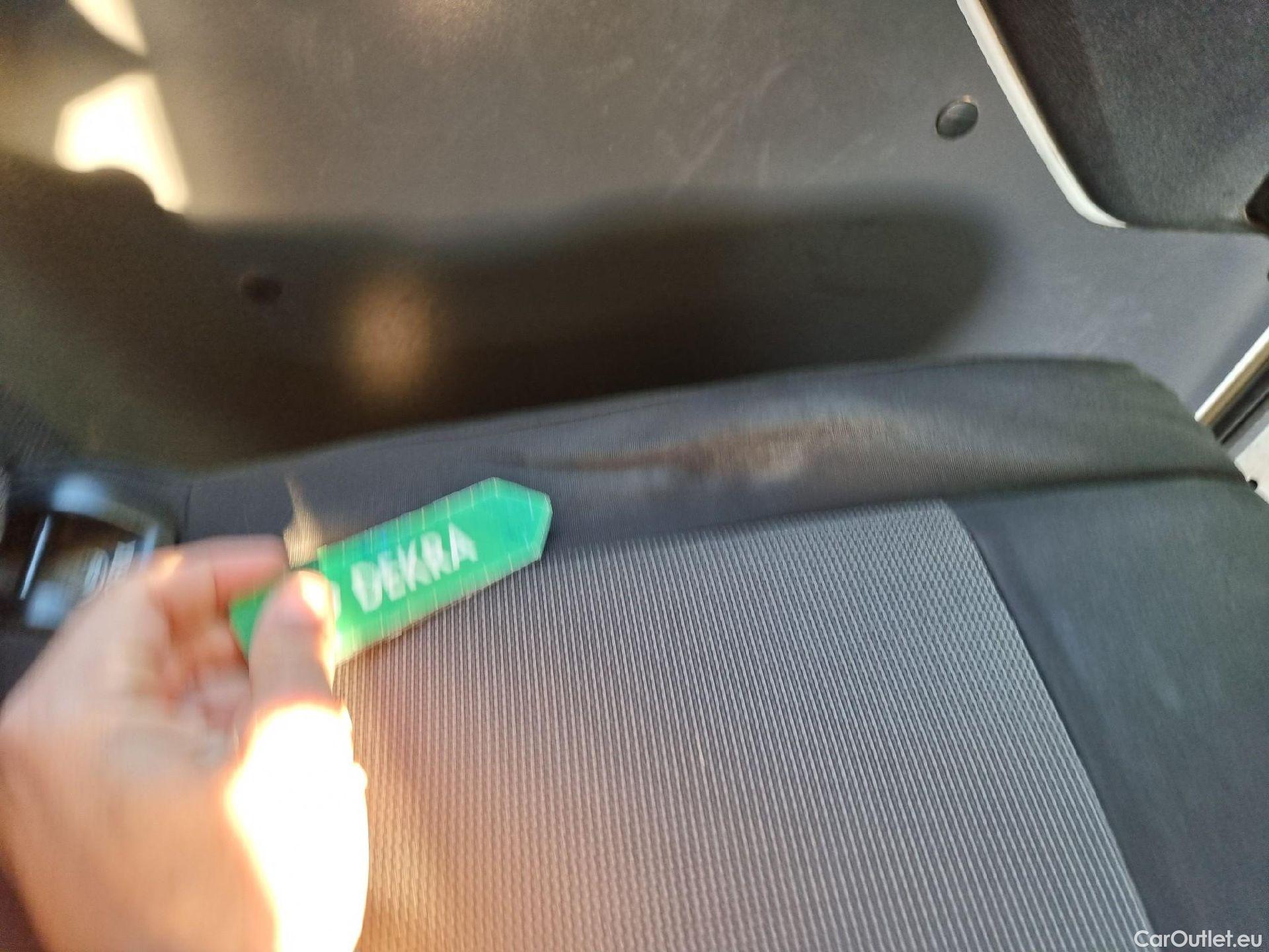  Peugeot  Expert PEUGEOT  / 2016 / 4P / combi Combi 1.6 BlueHDi 73KW (100CV) Standard #13