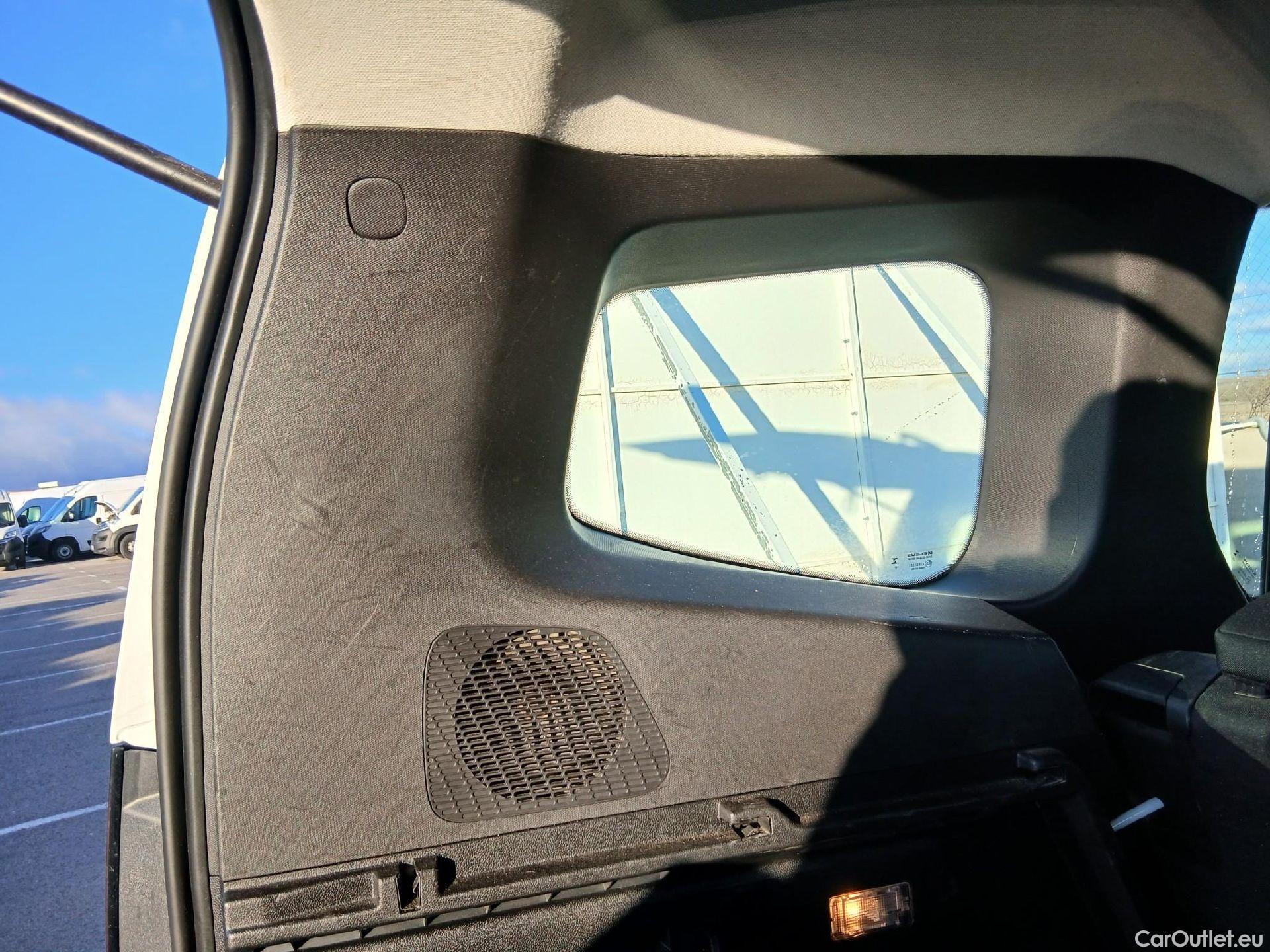  Renault  Kangoo RENAULT  Combi / 2021 / 5P / combi Life Edition One 1.5 Blue dCi 70kW(95CV) (IND)(AC) #28