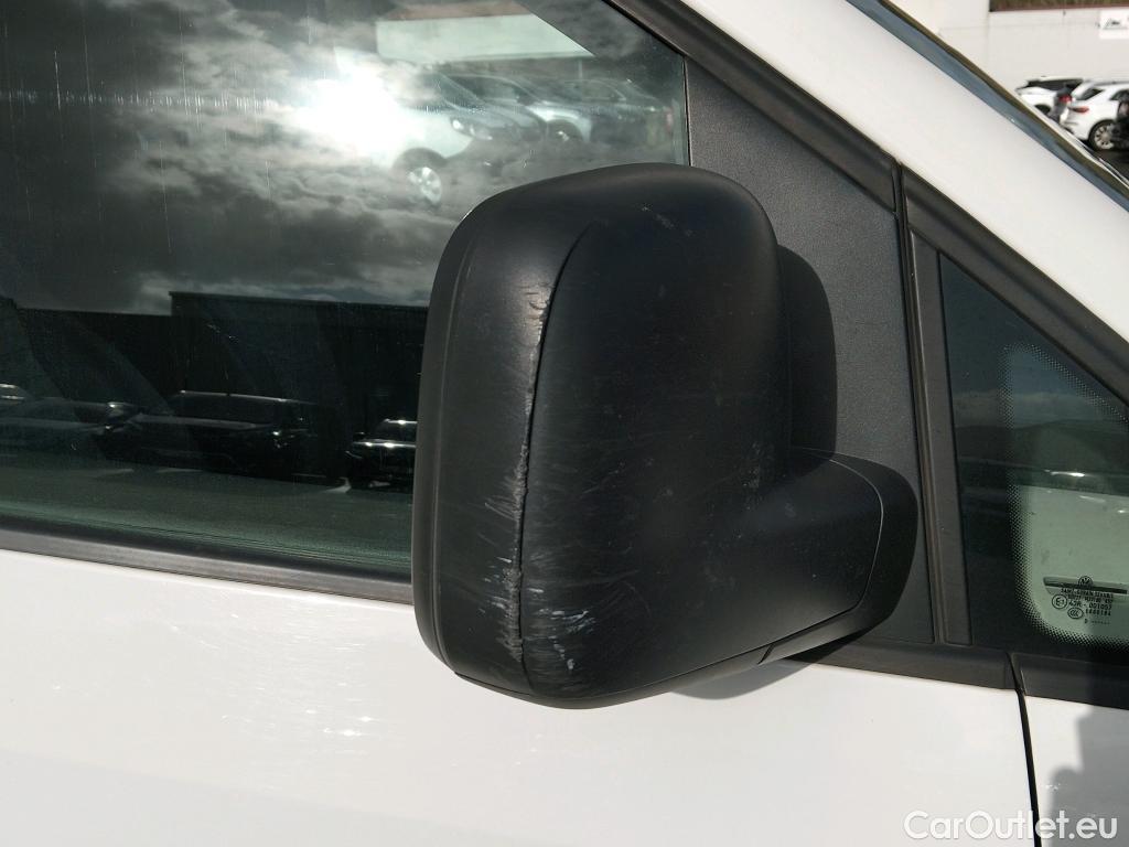  Volkswagen  Caddy VOLKSWAGEN  VU 4p 3G furgón derivado de t Furgón 2.0 TDI 110cv 4motion 4p #38