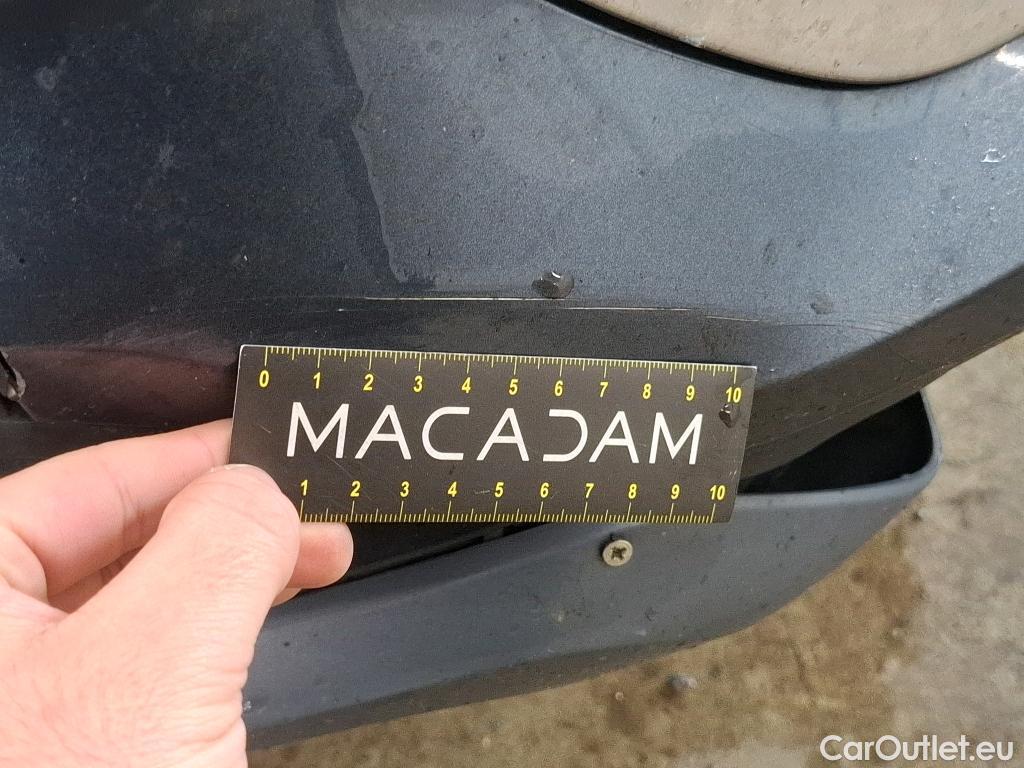  Renault  Kadjar RENAULT  / 2018 / 5P / Crossover Intens TCe 140 EDC FAP - 21 #3