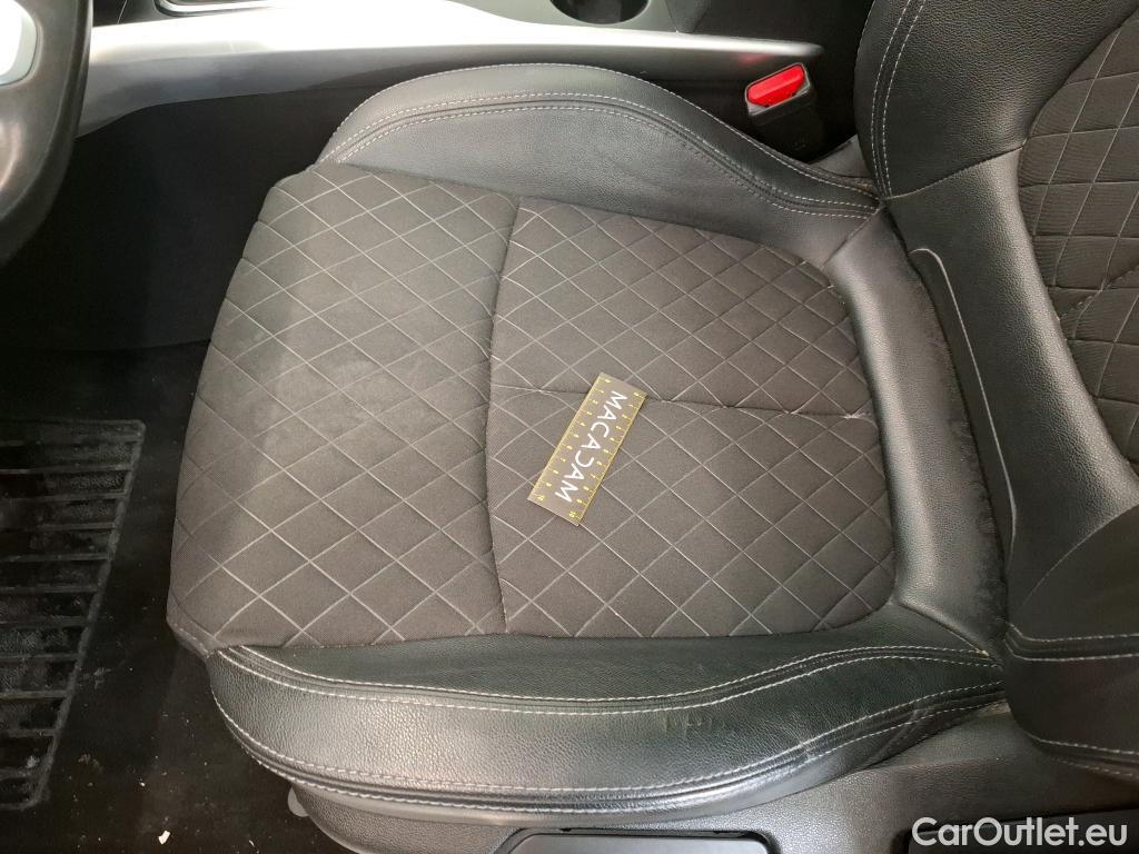  Renault  Kadjar RENAULT  / 2018 / 5P / Crossover Intens TCe 140 EDC FAP - 21 #18