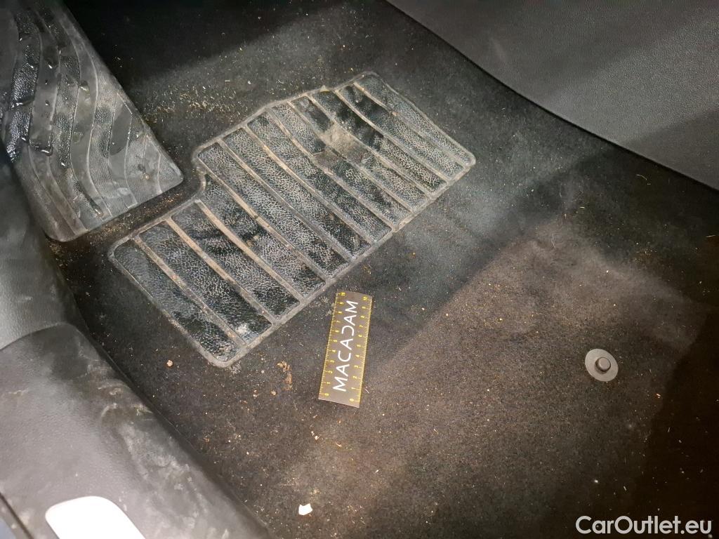  Renault  Kadjar RENAULT  / 2018 / 5P / Crossover Intens TCe 140 EDC FAP - 21 #20