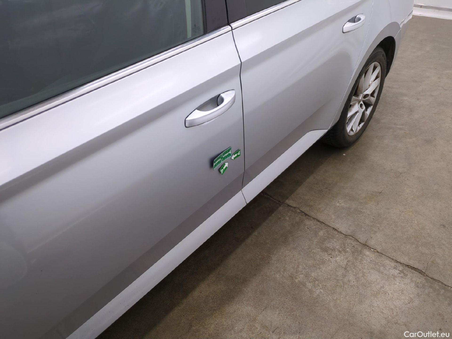  Skoda  Superb  Break Business 2.0 TDI 150CV BVA7 E6d #27