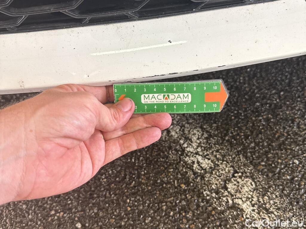  Toyota  Corolla TOYOTA  / 2018 / 5P / Berline Hybride 122h Dynamic Business Beyond Zer #2