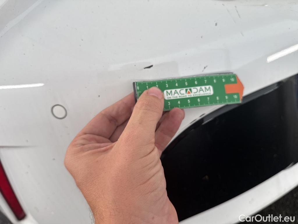  Toyota  Corolla TOYOTA  / 2018 / 5P / Berline Hybride 122h Dynamic Business Beyond Zer #8