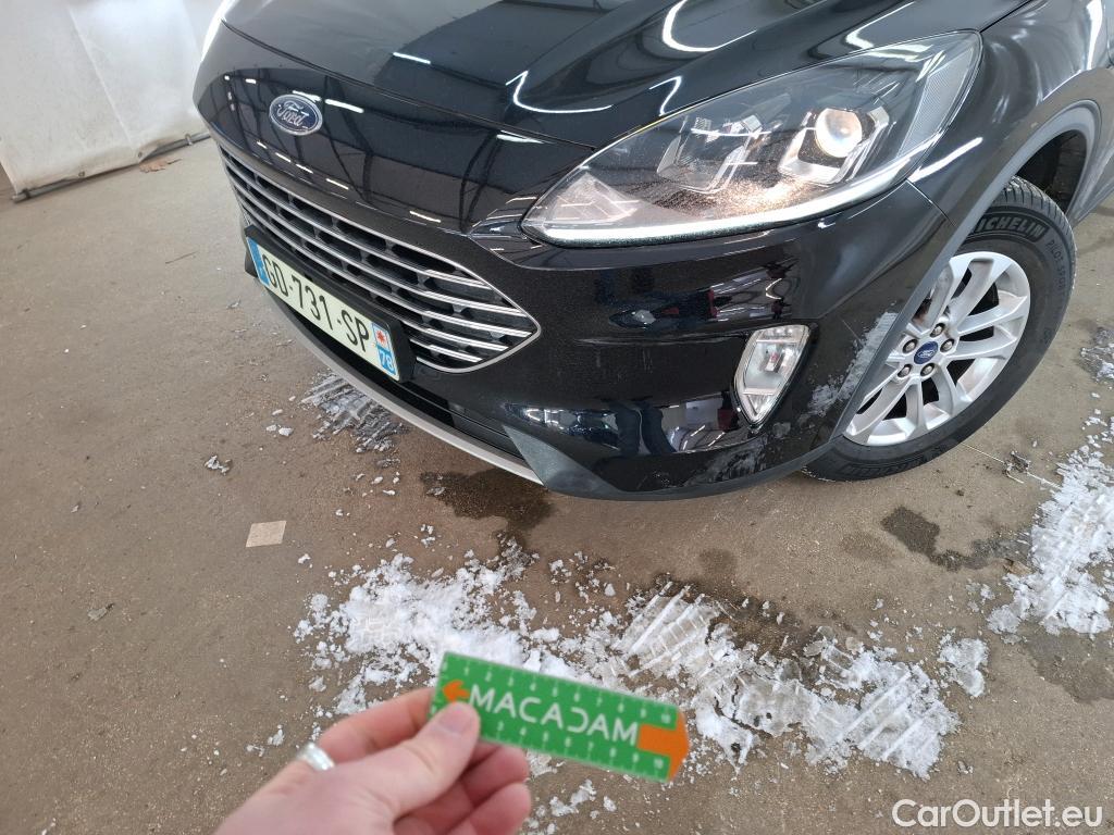  Ford  Kuga  / 2019 / 5P / SUV 2.5 Dur 225 hybrid PHEV Pshift Titanium / OPPO
 #14