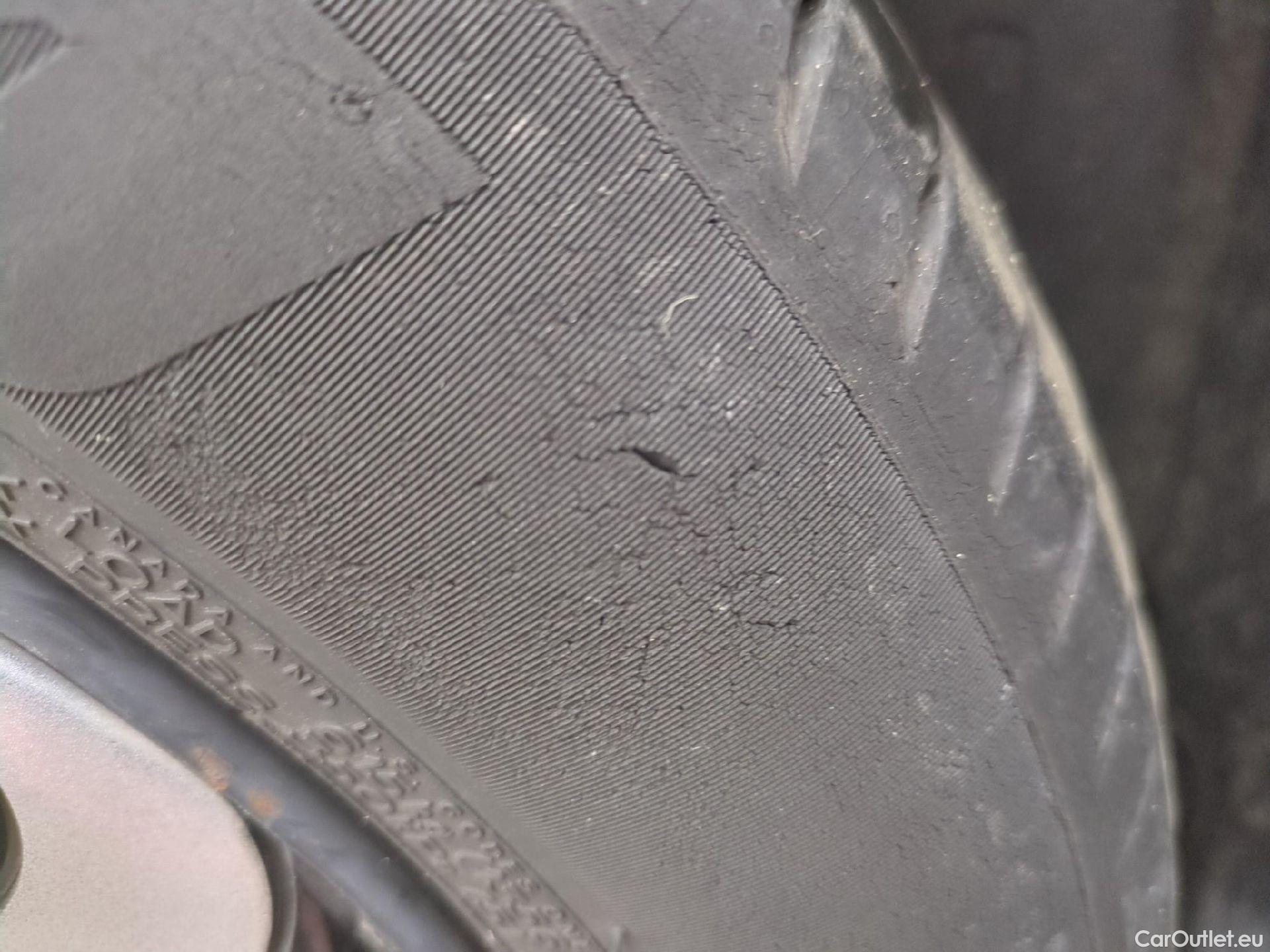  Citroen  C3  Feel Pack 1.2 PureTech 80CV BVM5 E6d #15