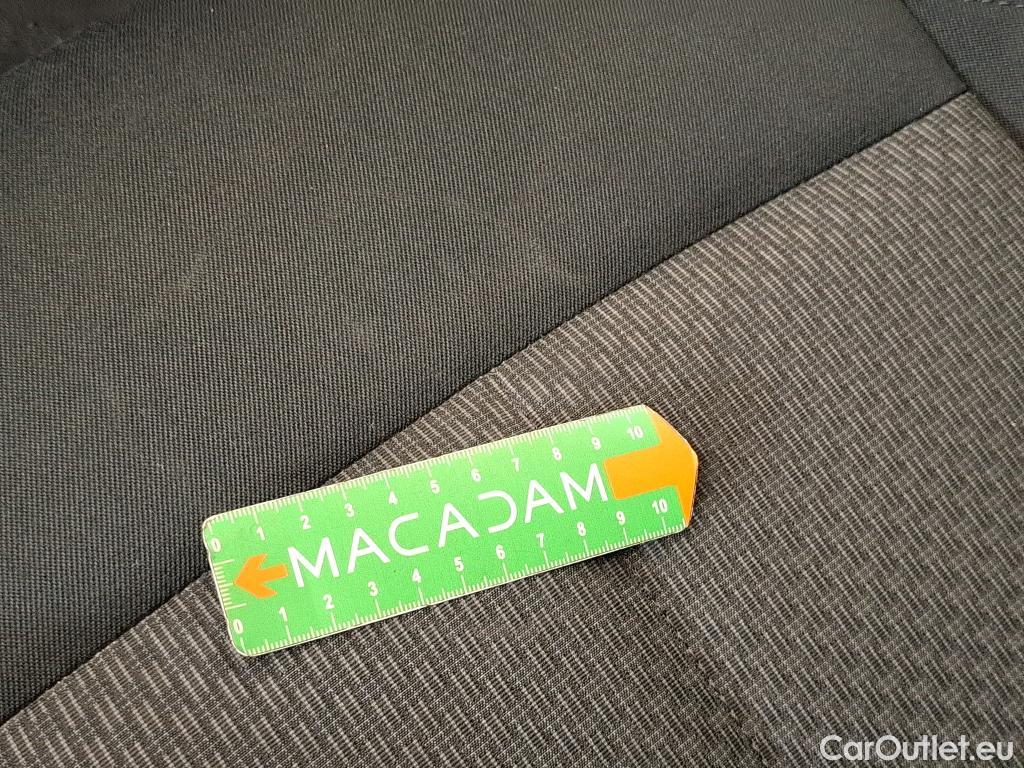  Bmw  Serie 1 BMW Série 1 / 2019 / 5P / Berline 116i DKG7 Business Design #19