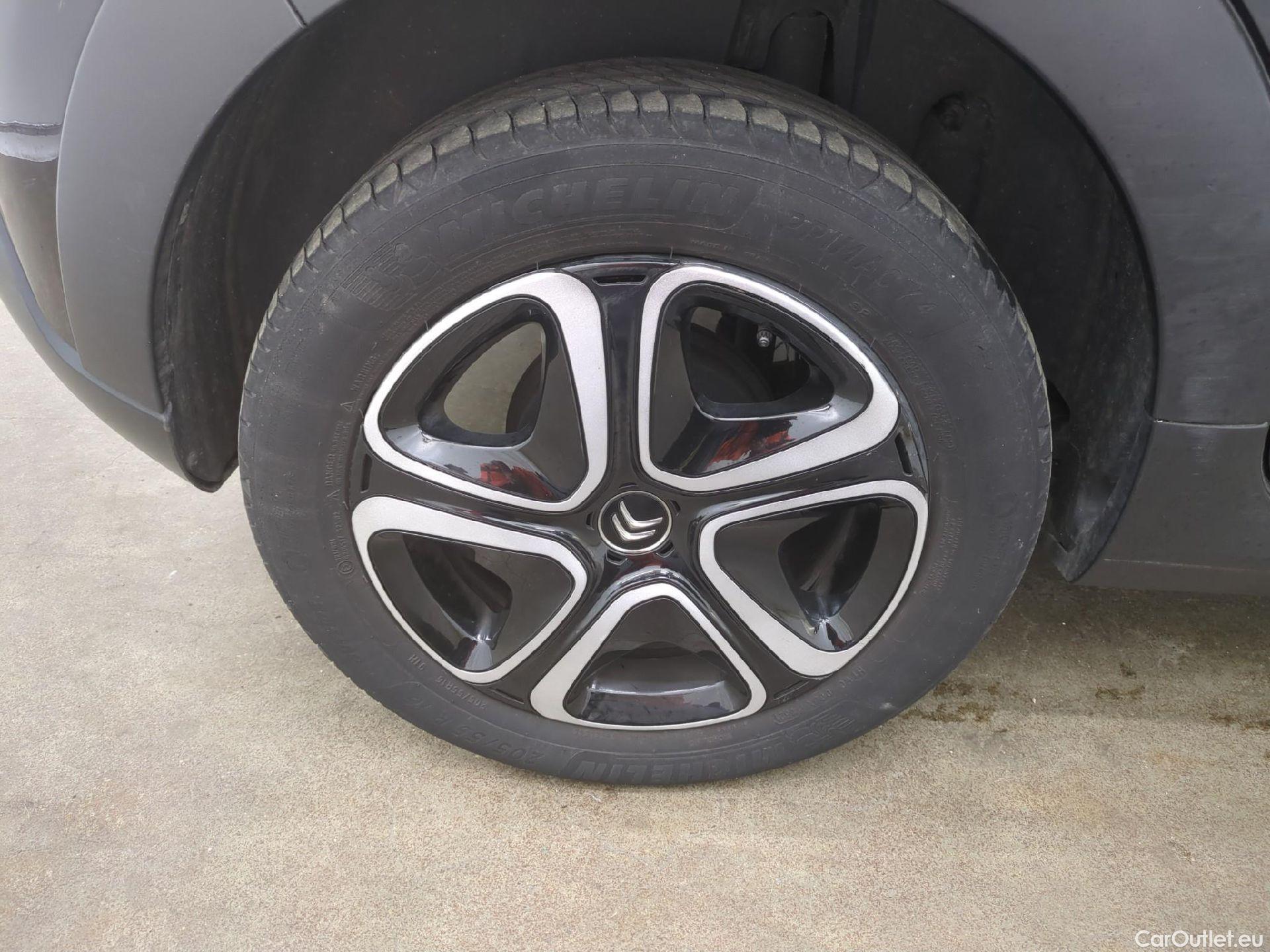  Citroen  C3  Feel Pack 1.2 PureTech 80CV BVM5 E6d #17