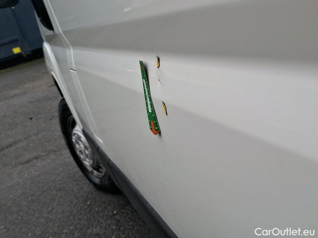  Peugeot  Boxer PEUGEOT  VU 4p Fourgon 2.0 BLUEHDI 130 S&S PREMIUM PA 330 L2H1 #16