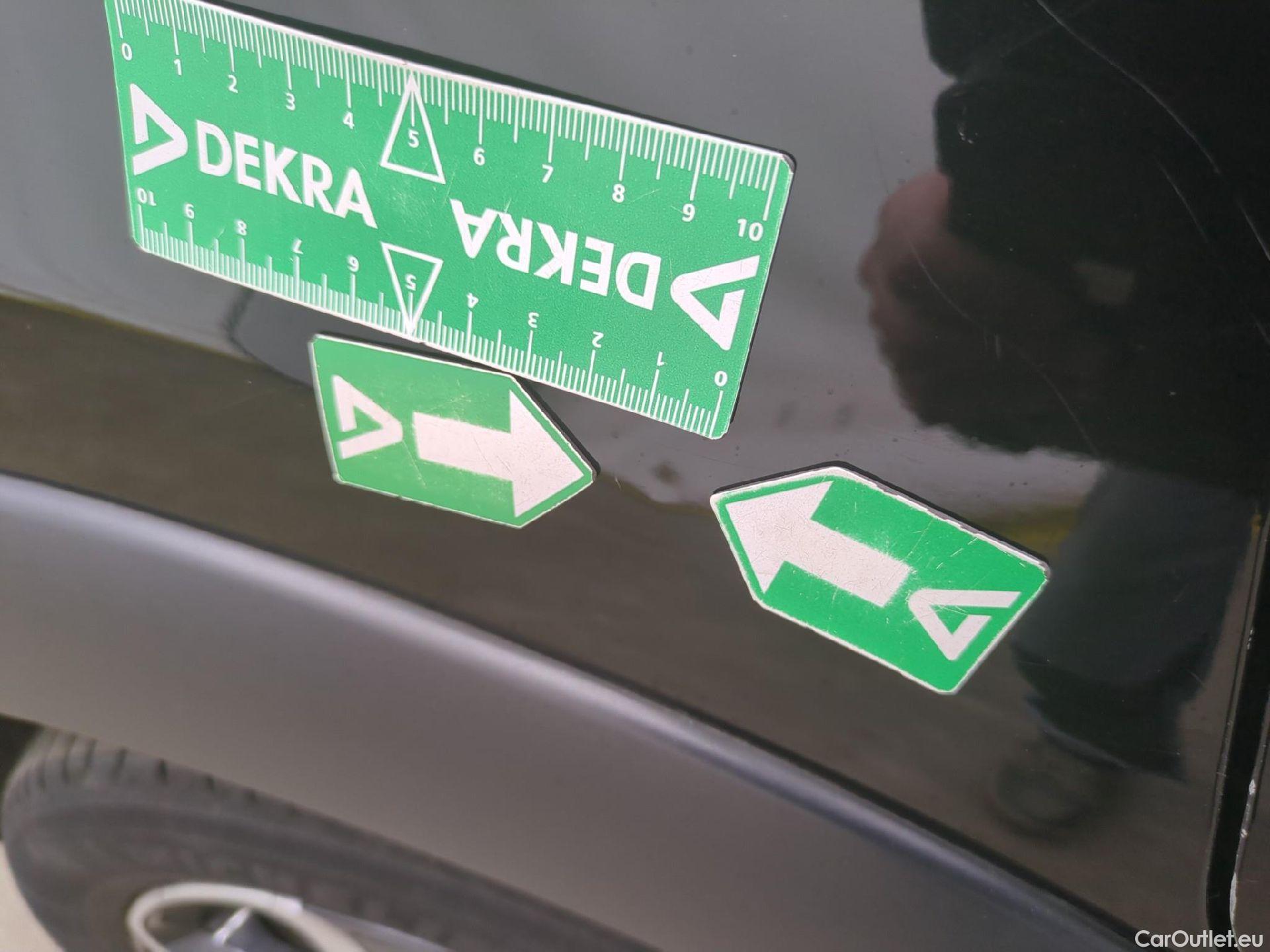  Citroen  C3  Feel Pack 1.2 PureTech 80CV BVM5 E6d #48