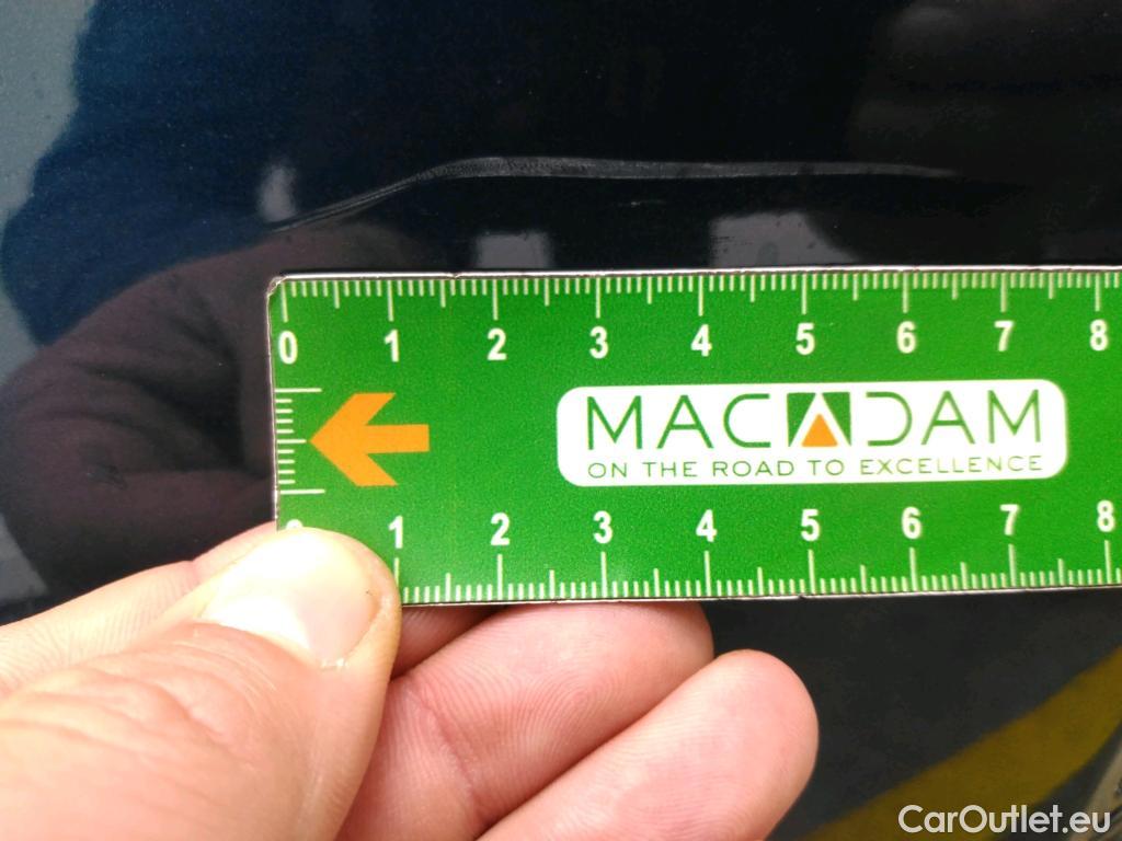  Peugeot  3008 PEUGEOT  / 2020 / 5P / SUV 1.6 HYBRID 225 E-EAT8 Allure Pack #19