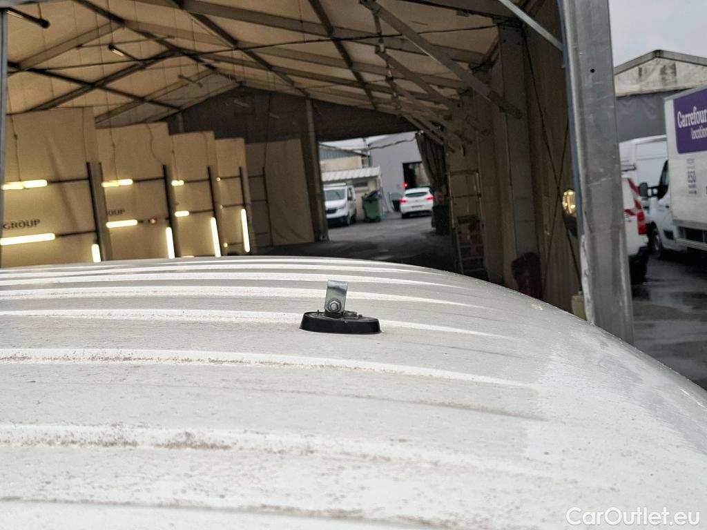  Peugeot  Boxer PEUGEOT  VU 4p Fourgon 2.0 BLUEHDI 130 S&S PREMIUM PA 330 L2H1 #12