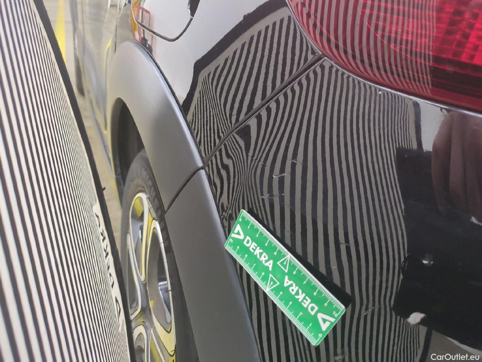  Citroen  C3  Feel Pack 1.2 PureTech 80CV BVM5 E6d #37