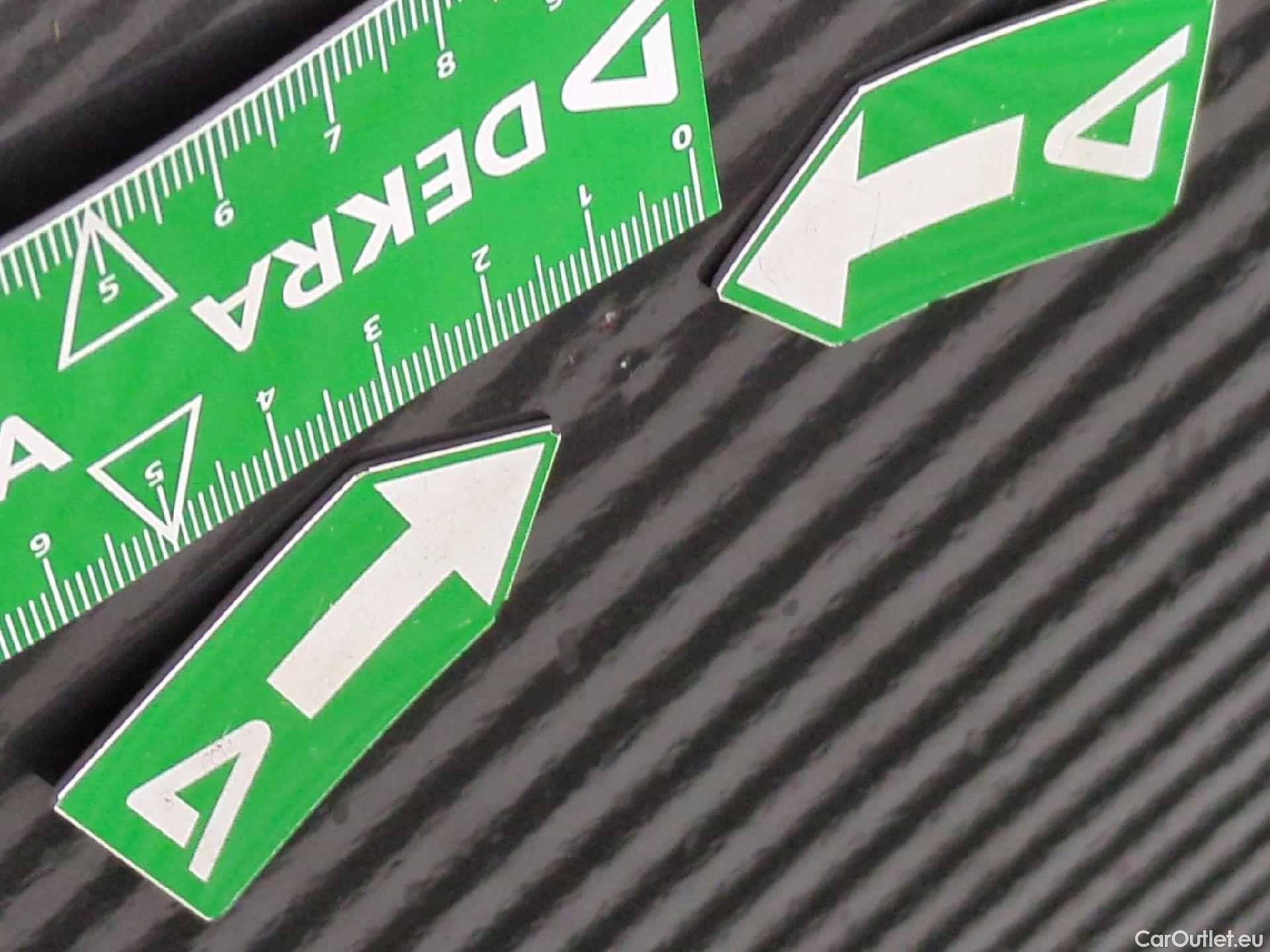  Peugeot  308 PEUGEOT  SW / 2021 / 5P / Break BlueHDi 130 EAT8 ALLURE PACK #30