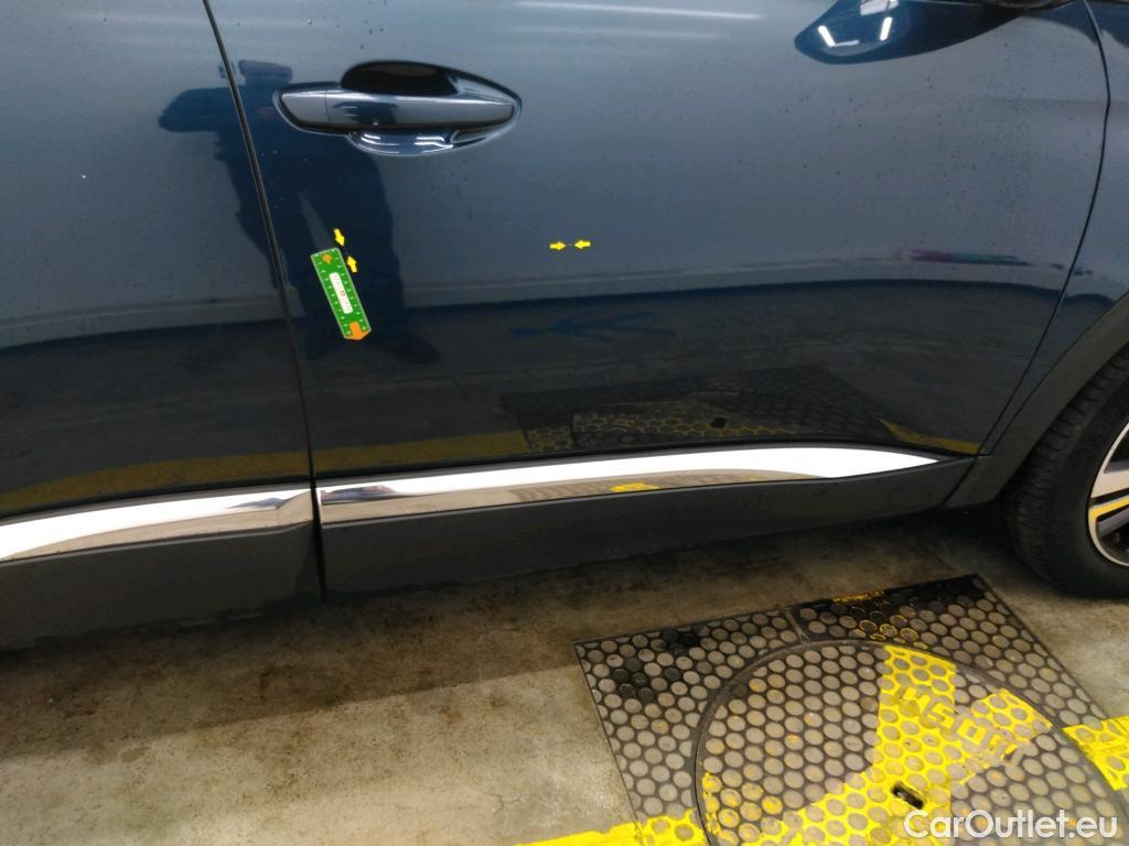  Peugeot  3008 PEUGEOT  / 2020 / 5P / SUV 1.6 HYBRID 225 E-EAT8 Allure Pack #22