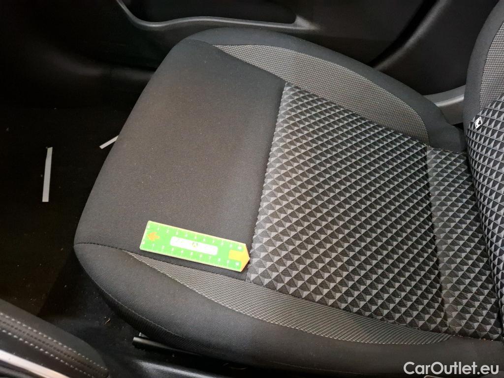  Nissan  Micra  Business Edition IG-T 92 Transfo VP-VF #17