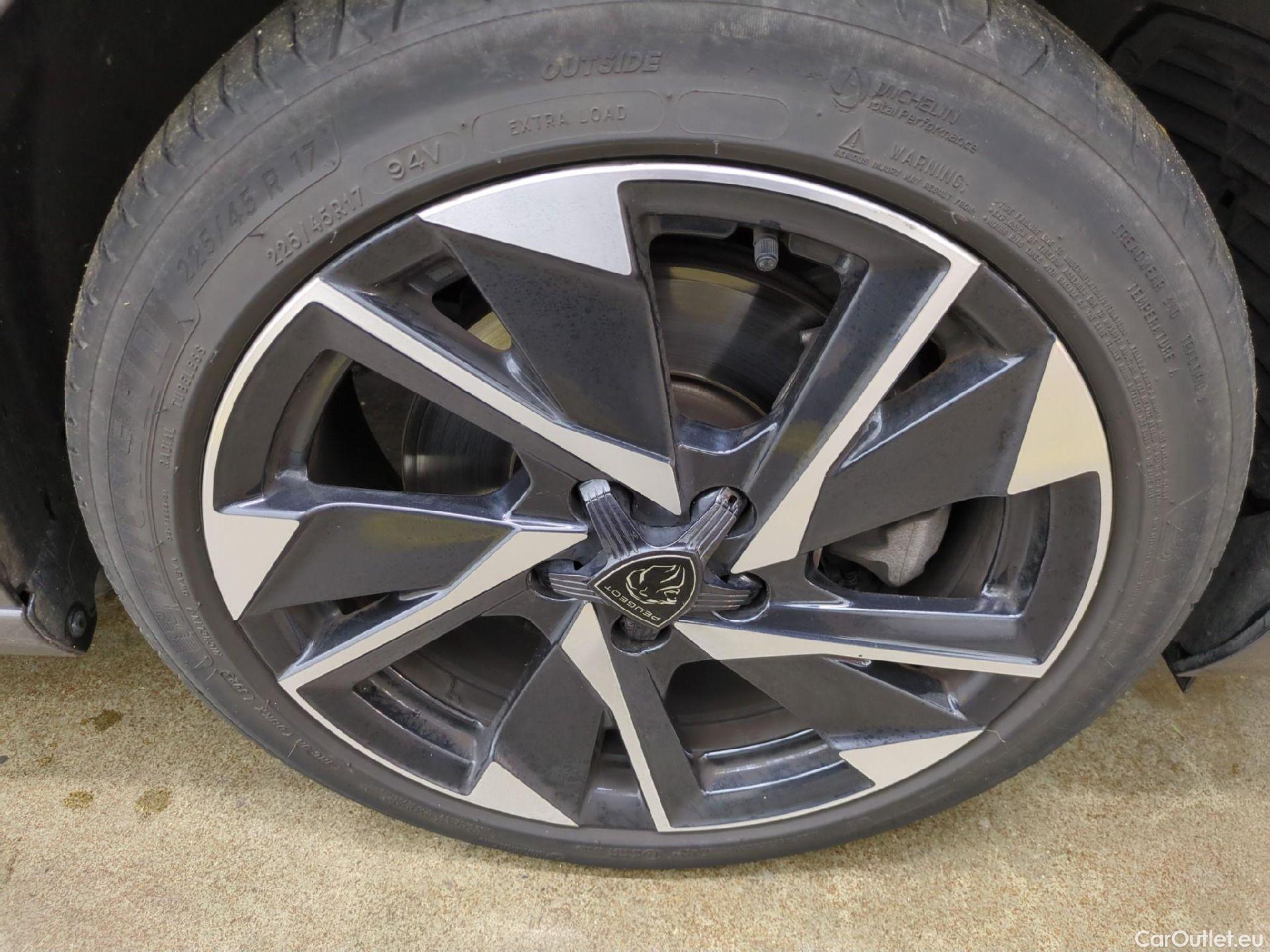  Peugeot  308 PEUGEOT  SW / 2021 / 5P / Break BlueHDi 130 EAT8 ALLURE PACK #9