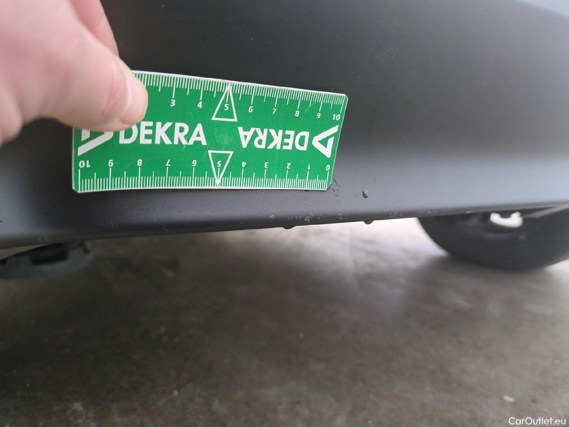  Citroen  C3  Feel Pack 1.2 PureTech 80CV BVM5 E6d #45