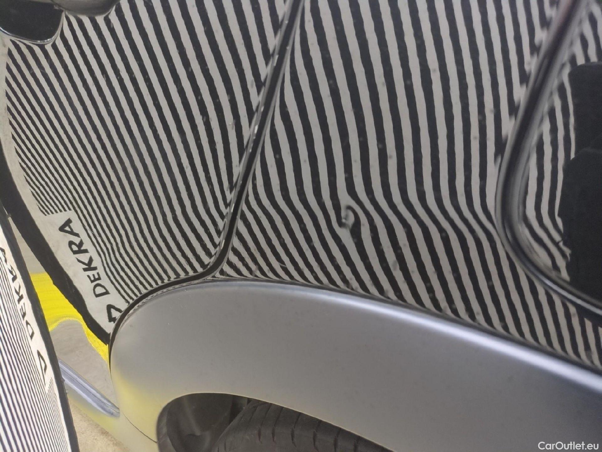  Citroen  C3  Feel Pack 1.2 PureTech 80CV BVM5 E6d #33