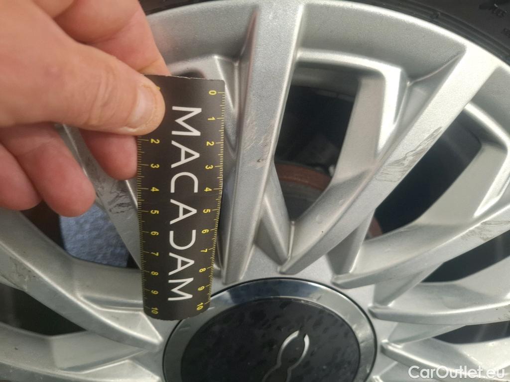  Fiat  500 FIAT C 2015 2P Cabriolet Hybrid 1.0 BSG 70 ch Dolcevita #4