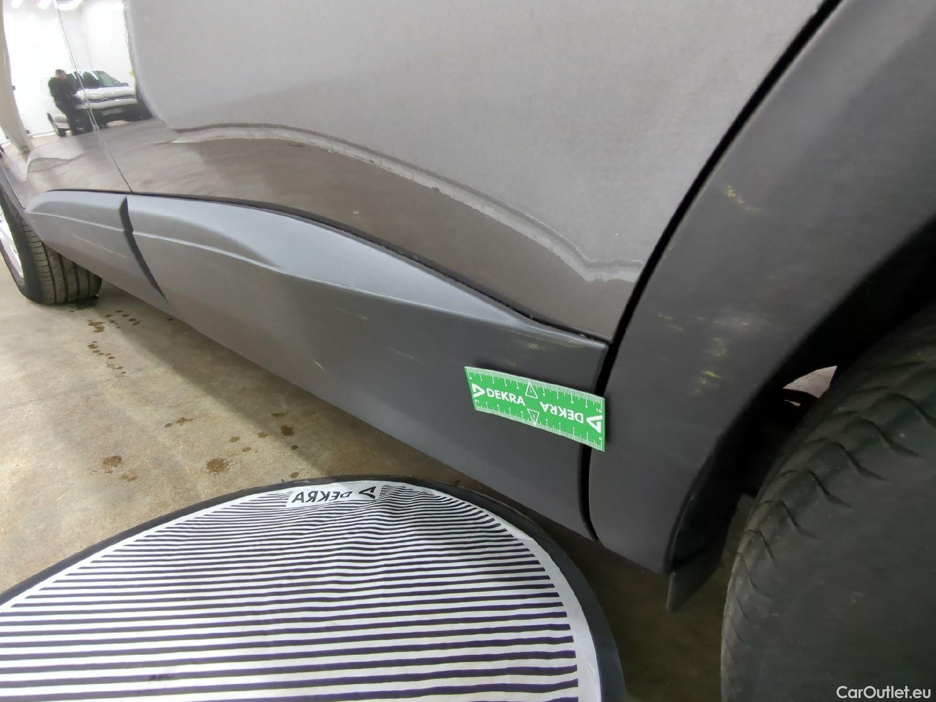  Peugeot  5008  Active Pack 1.2 PureTech 130CV BVA8 7 Sieges E6d #54