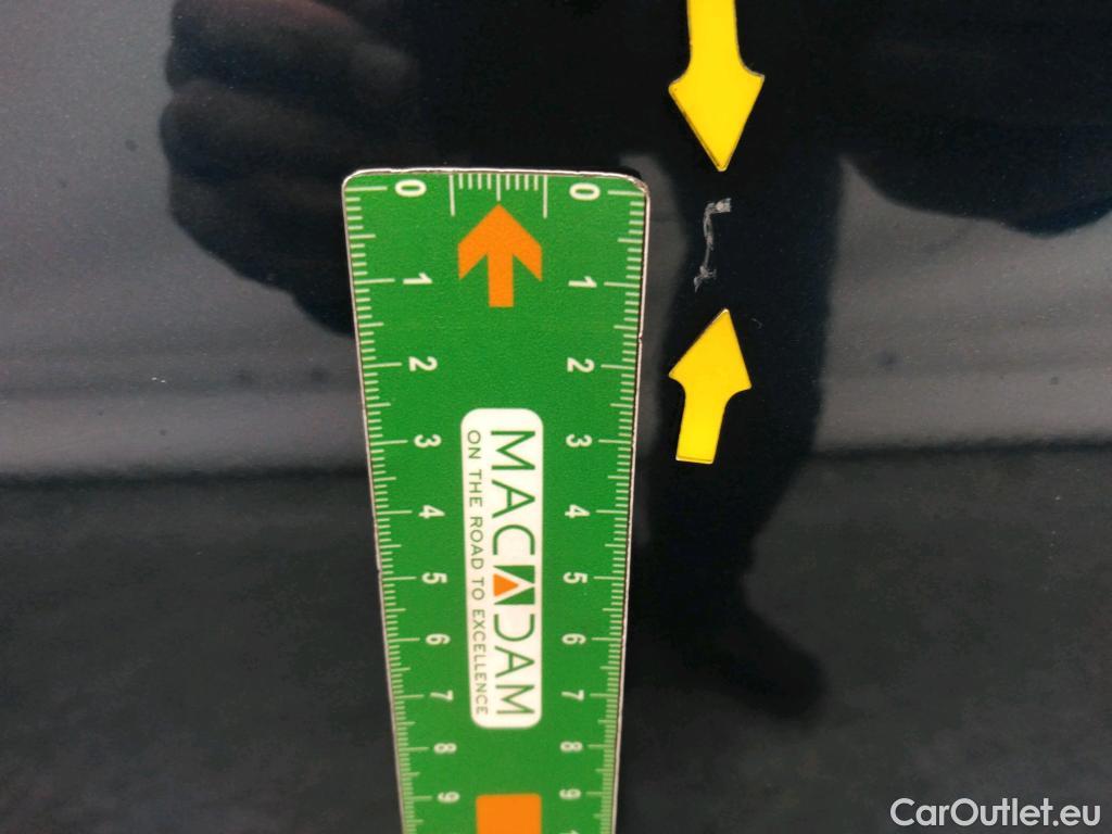  Peugeot  3008 PEUGEOT  / 2020 / 5P / SUV 1.6 HYBRID 225 E-EAT8 Allure Pack #14