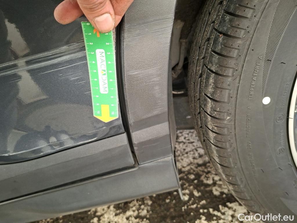  Hyundai  Konna Kona Business Hybrid 2WD 1.6 GDI 140CV BVA6 E6dT #27