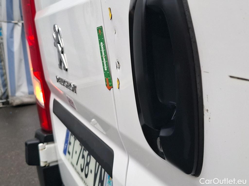  Peugeot  Boxer PEUGEOT  VU 4p Fourgon 2.0 BLUEHDI 130 S&S PREMIUM PA 330 L2H1 #6