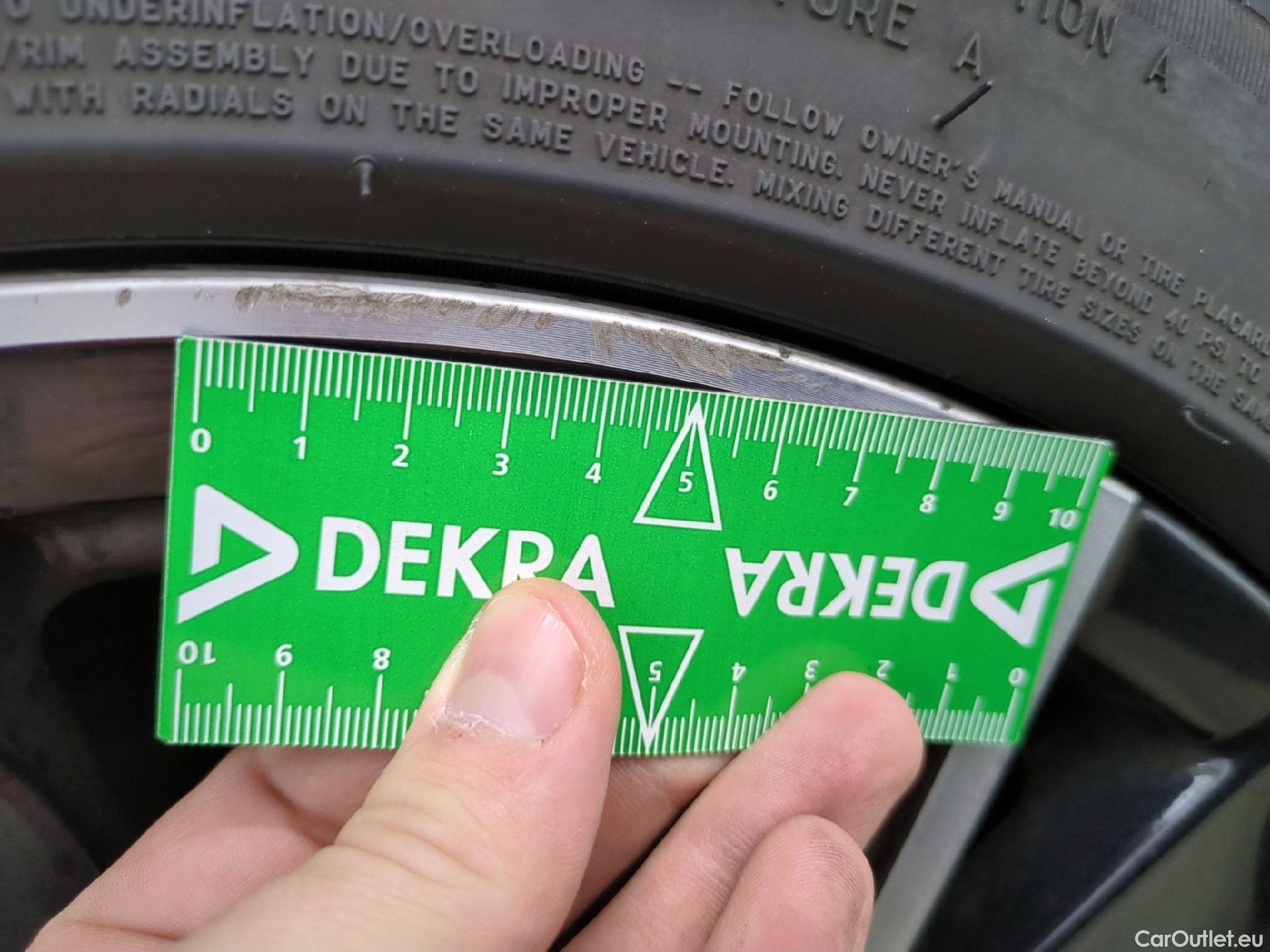  Peugeot  308 PEUGEOT  SW / 2021 / 5P / Break BlueHDi 130 EAT8 ALLURE PACK #16