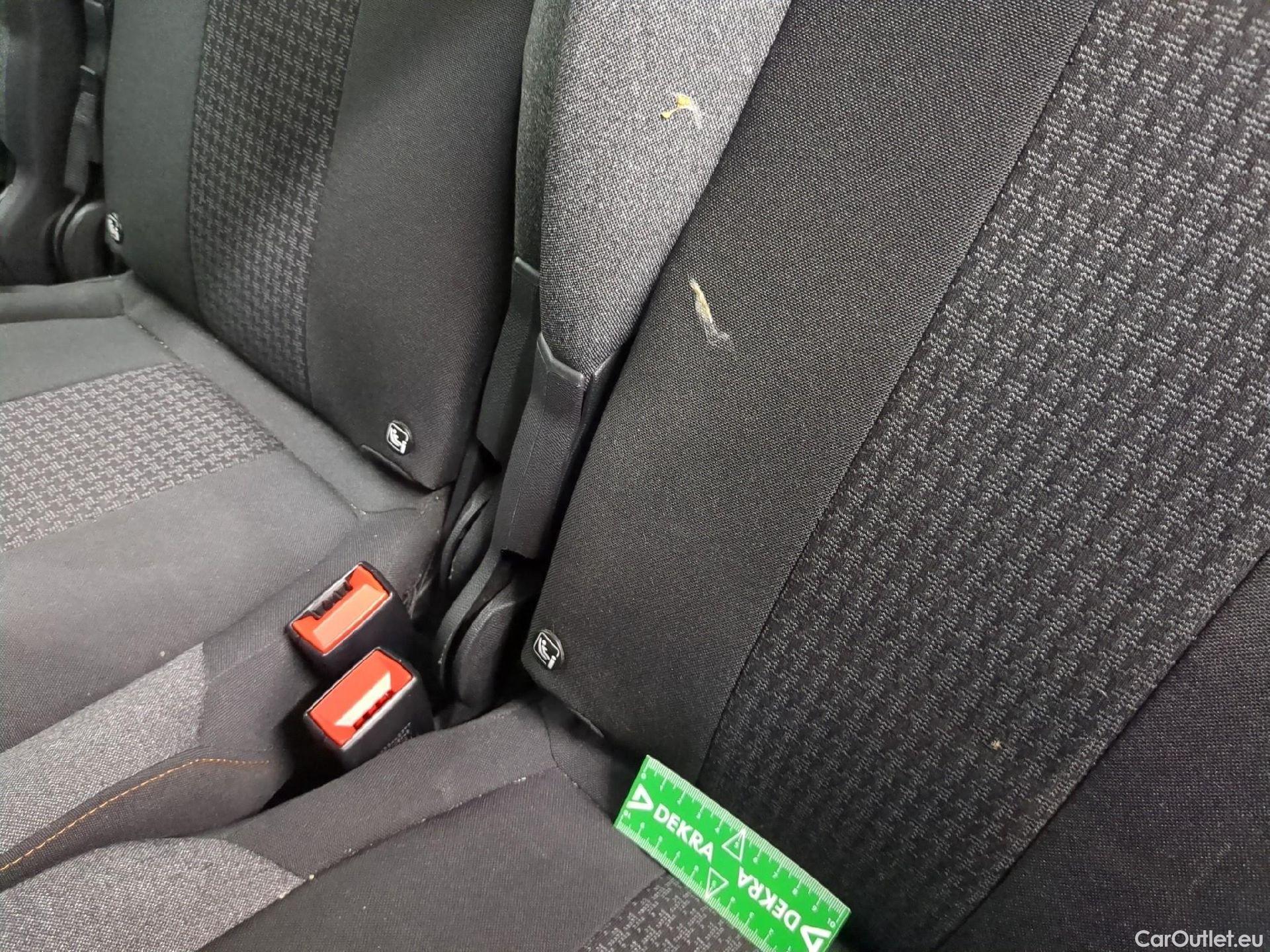  Peugeot  5008  Active Pack 1.2 PureTech 130CV BVA8 7 Sieges E6d #3