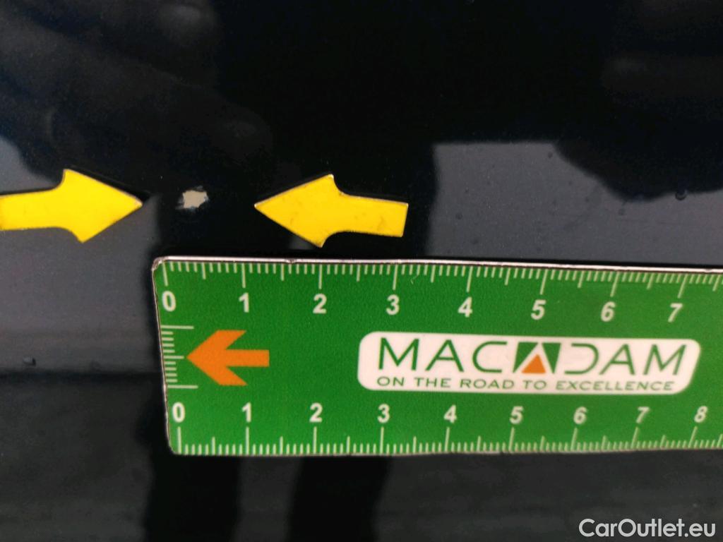  Peugeot  3008 PEUGEOT  / 2020 / 5P / SUV 1.6 HYBRID 225 E-EAT8 Allure Pack #21