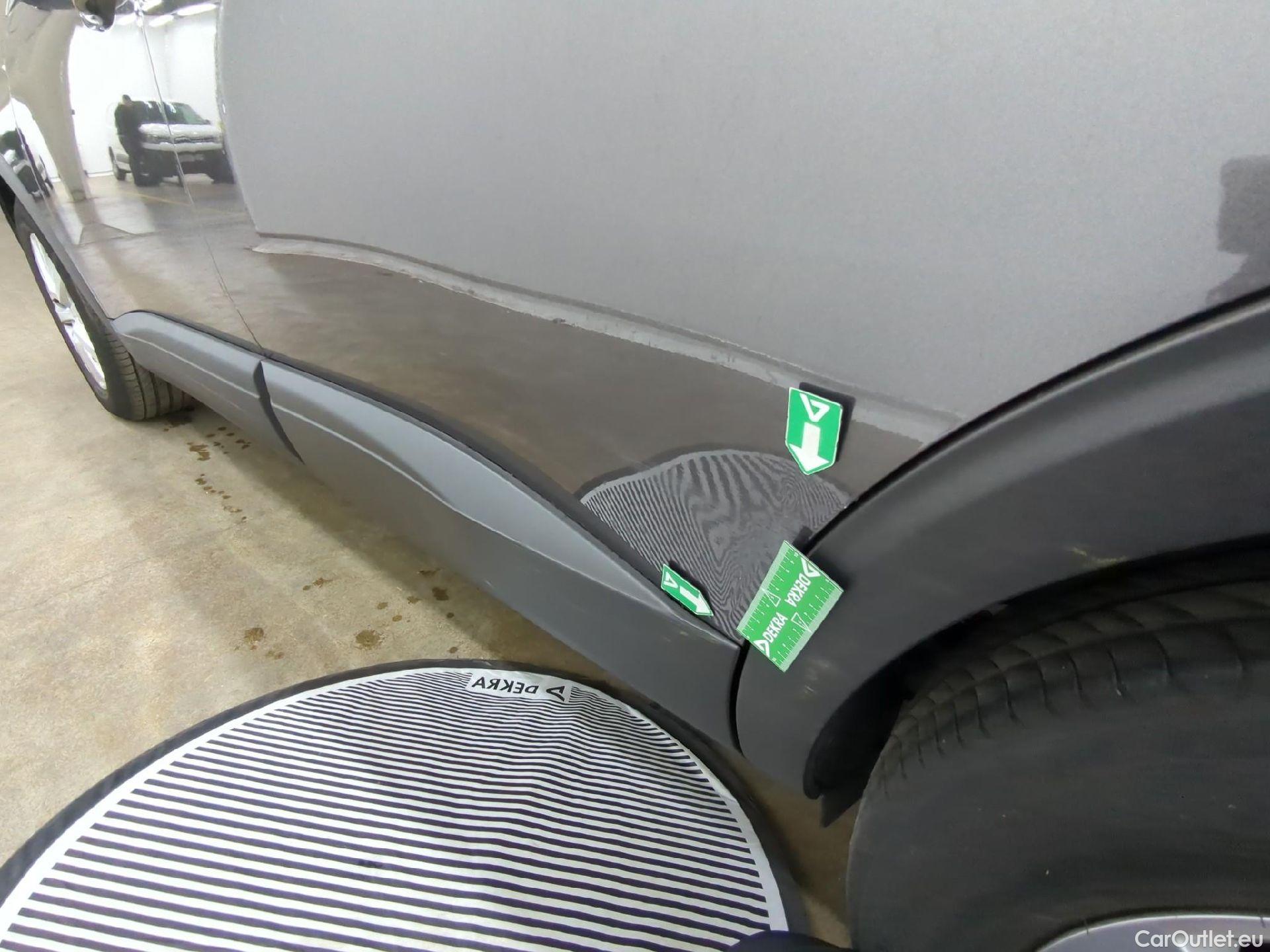  Peugeot  5008  Active Pack 1.2 PureTech 130CV BVA8 7 Sieges E6d #50