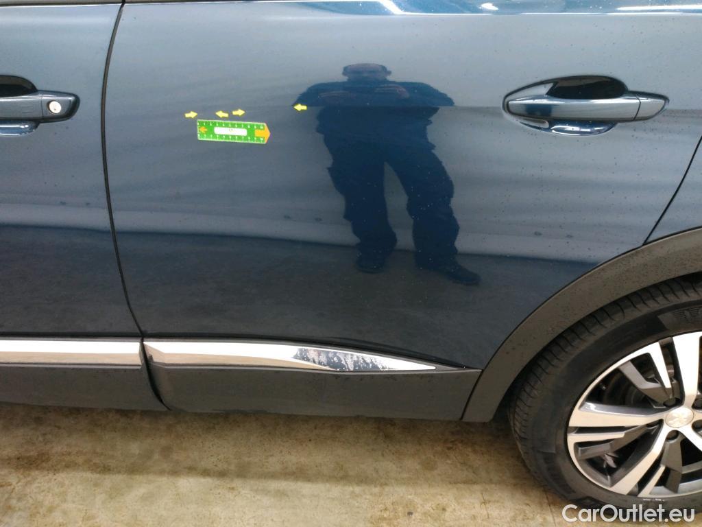  Peugeot  3008 PEUGEOT  / 2020 / 5P / SUV 1.6 HYBRID 225 E-EAT8 Allure Pack #15