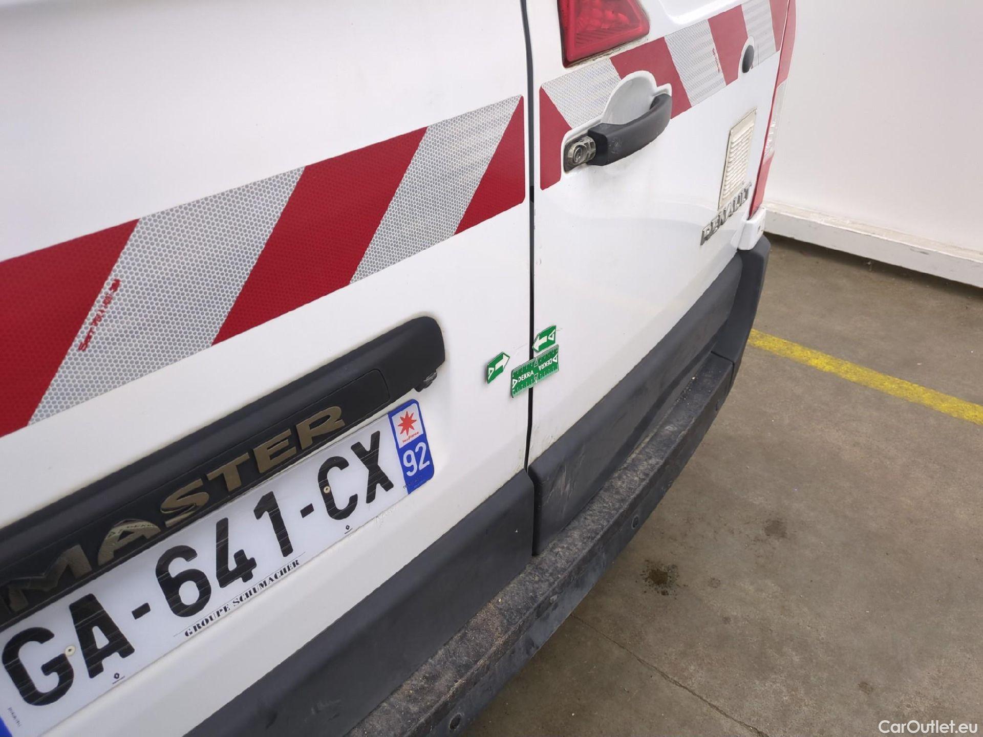  Renault  Master  III Fourgon L3H2 3 5 Grand Confort dCi 135CV BVM6 E6dT #48