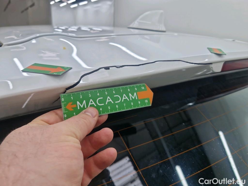  Toyota  Corolla TOYOTA  / 2018 / 5P / Berline Hybride 184h Dynamic Business Stage Acad #1