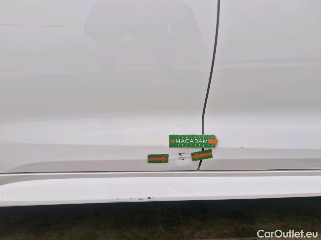  Toyota  Corolla TOYOTA  / 2018 / 5P / Berline Hybride 184h Dynamic Business Stage Acad #25