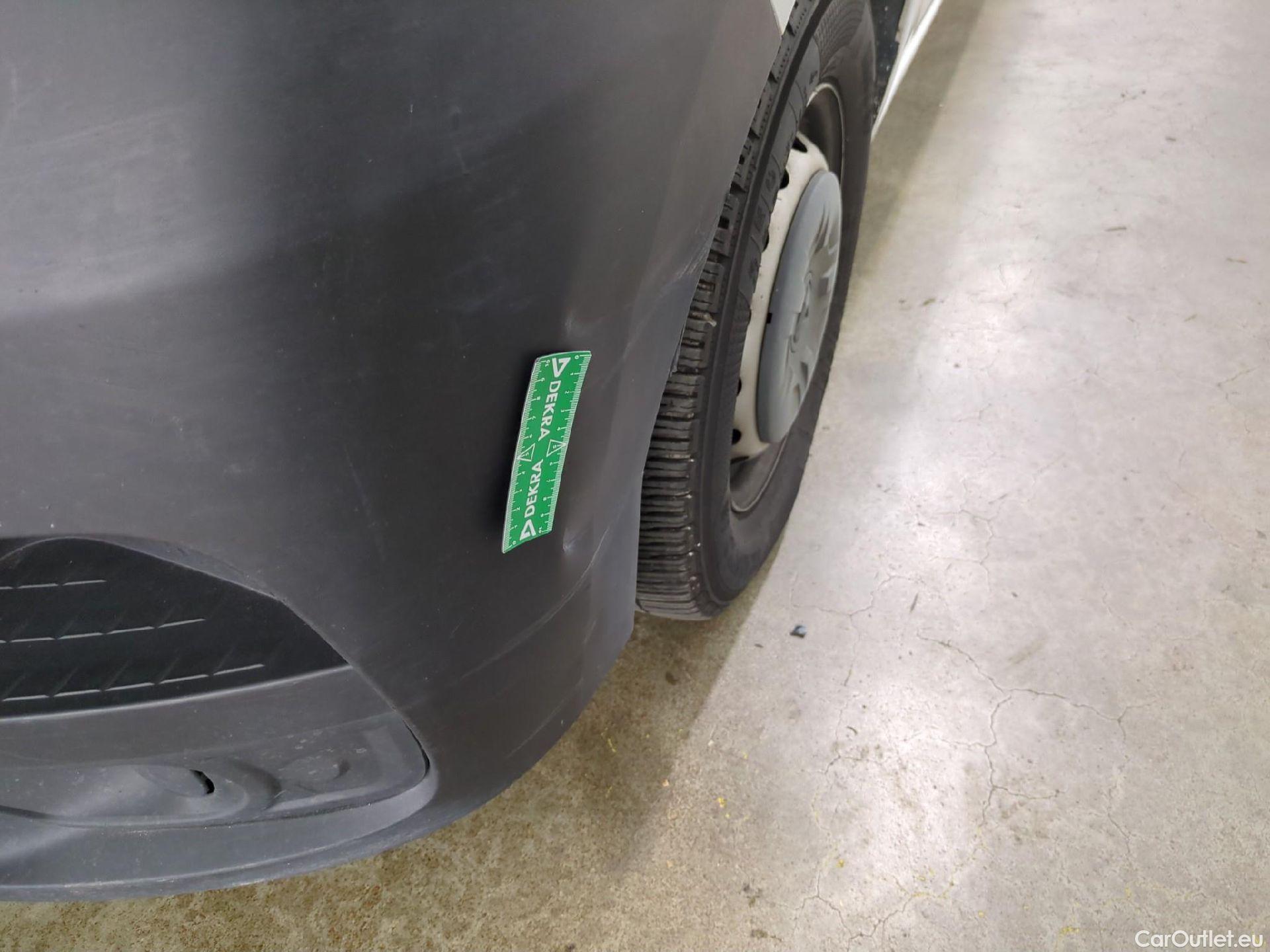  Renault  Master  III Fourgon L3H2 3 5 Grand Confort dCi 135CV BVM6 E6dT #38